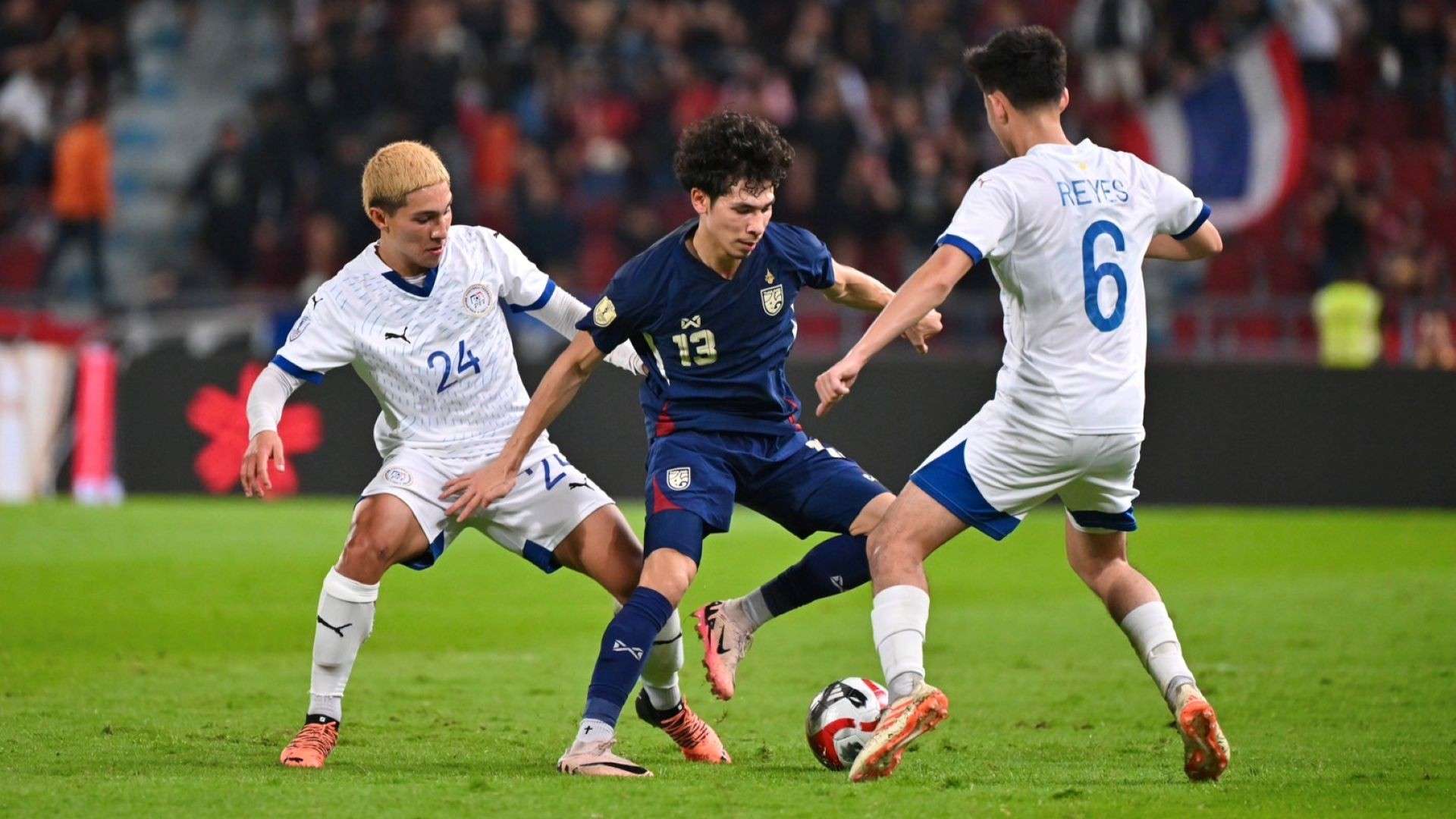 现显得尤为 现显得尤为